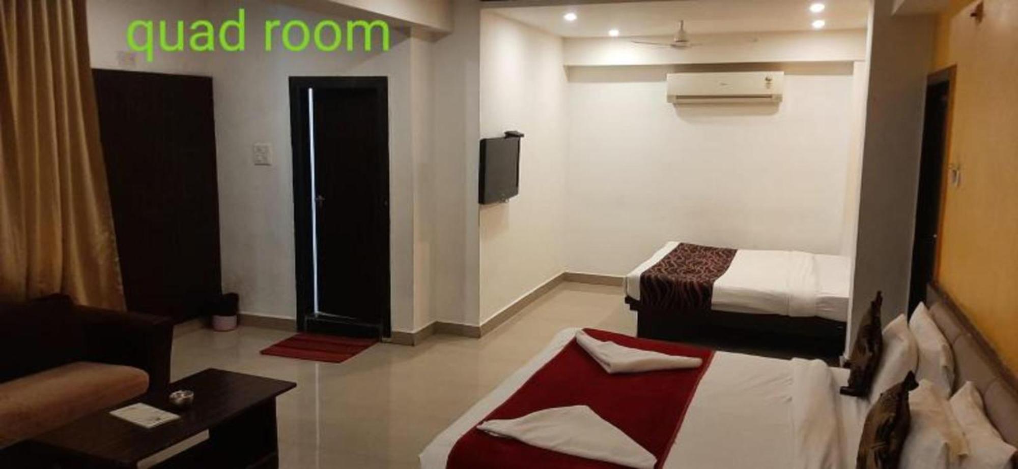 Hotel Balaji Central Ratlām Dış mekan fotoğraf