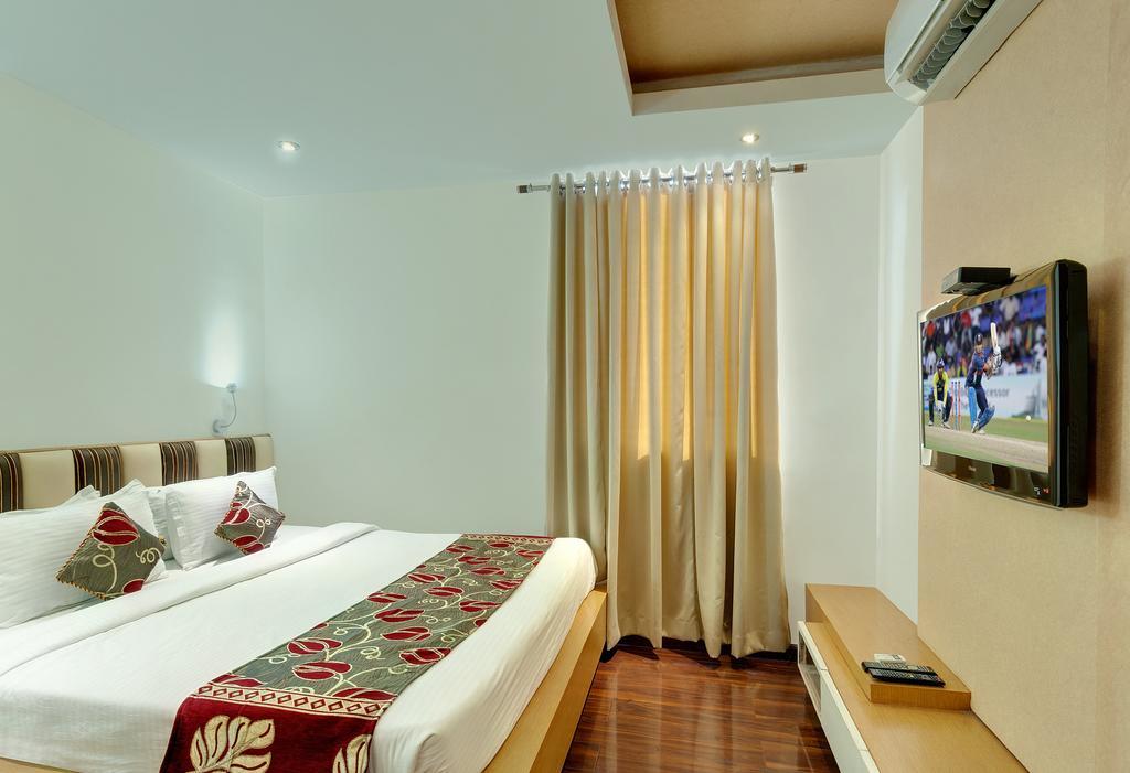 Hotel Balaji Central Ratlām Oda fotoğraf