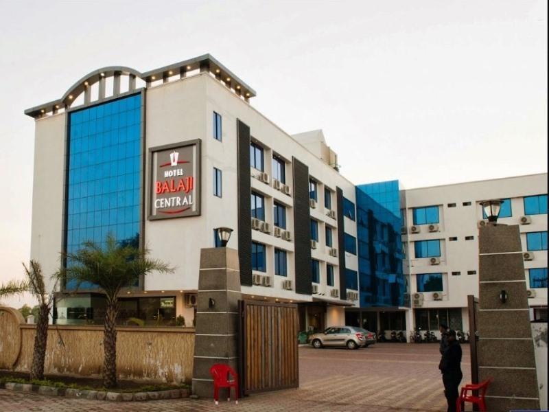 Hotel Balaji Central Ratlām Dış mekan fotoğraf