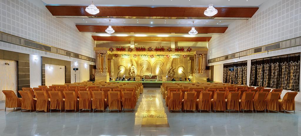 Hotel Balaji Central Ratlām Dış mekan fotoğraf
